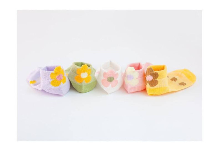 قیمت جوراب بچه گانه