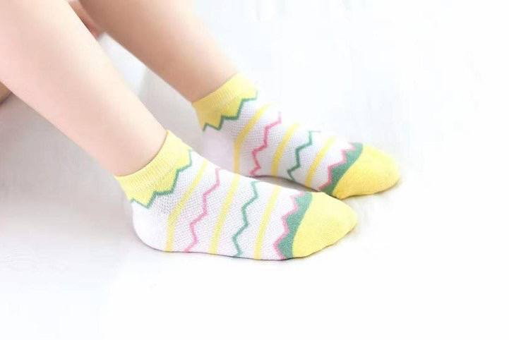 خرید اینترنتی جوراب صورتی بچه گانه