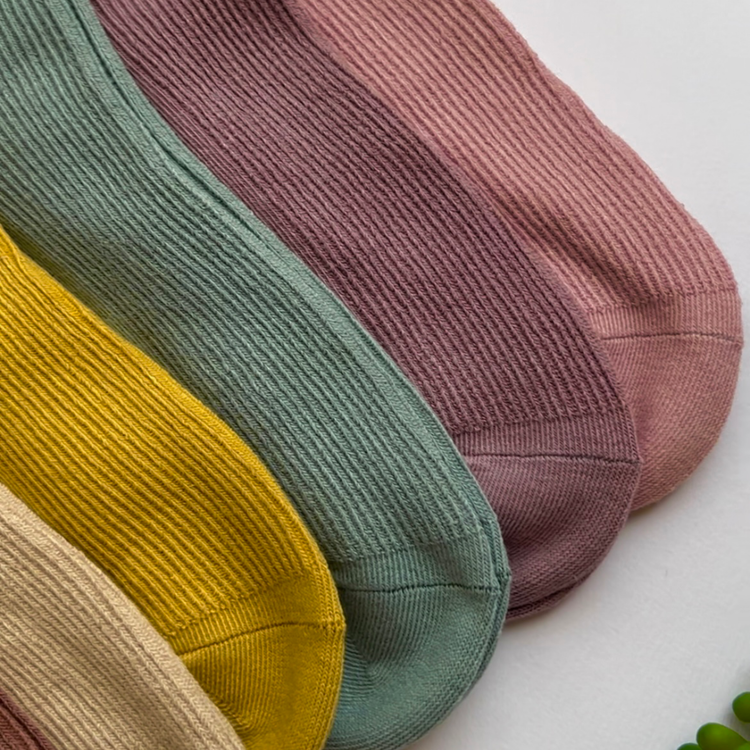 قیمت جوراب صورتی زنانه