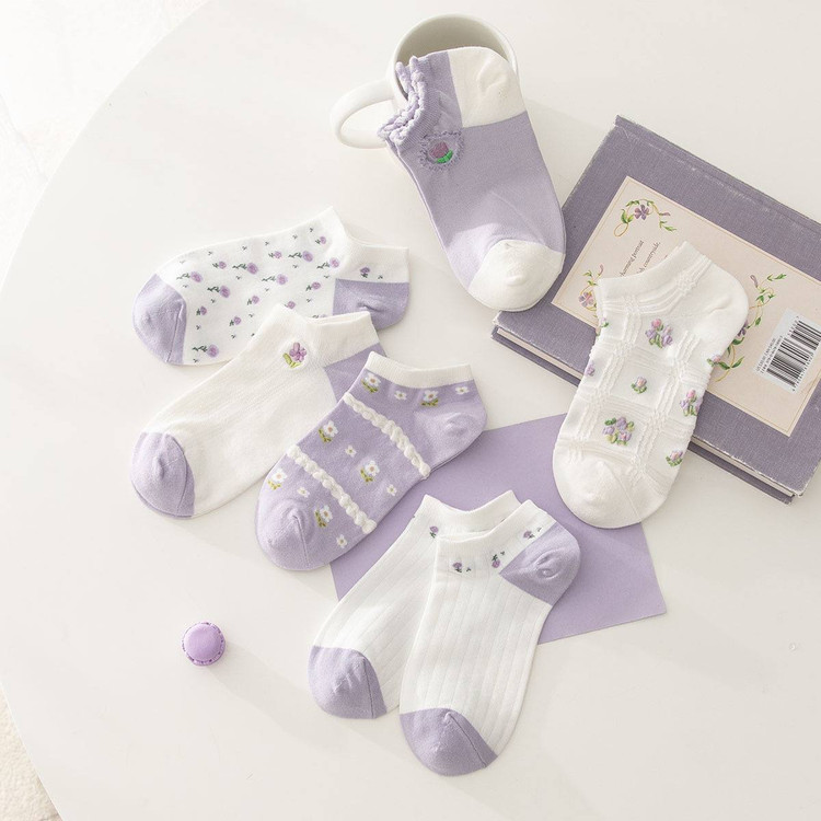 خرید اینترنتی جوراب فانتزی