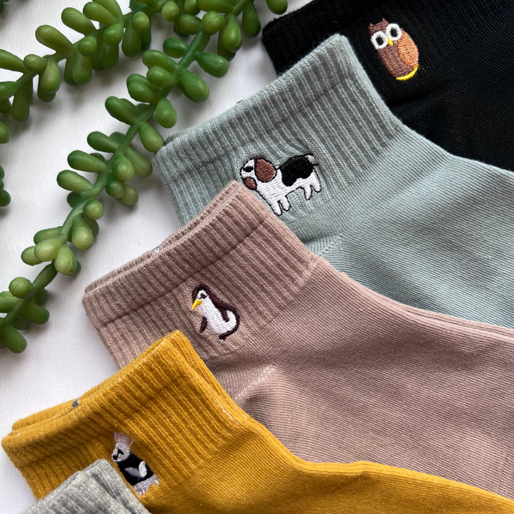 خرید آنلاین جوراب زنانه شیک