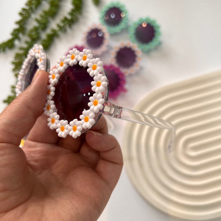 قیمت عینک بچه گانه