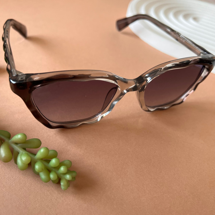 قیمت عینک آفتابی