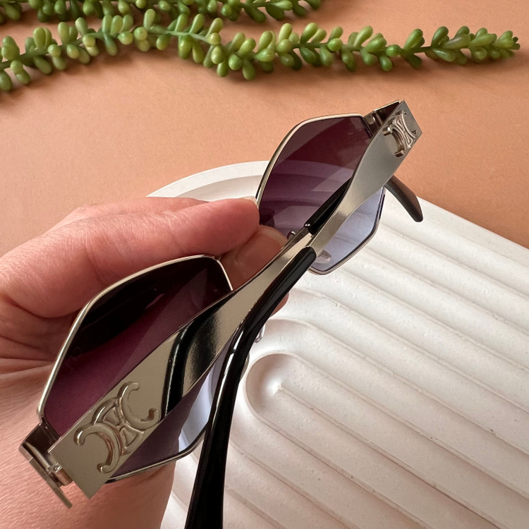 خرید عینک آفتابی زنانه