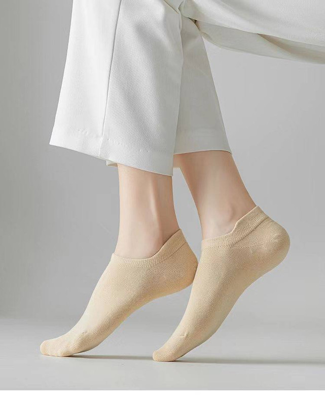 خرید انواع جوراب زنانه